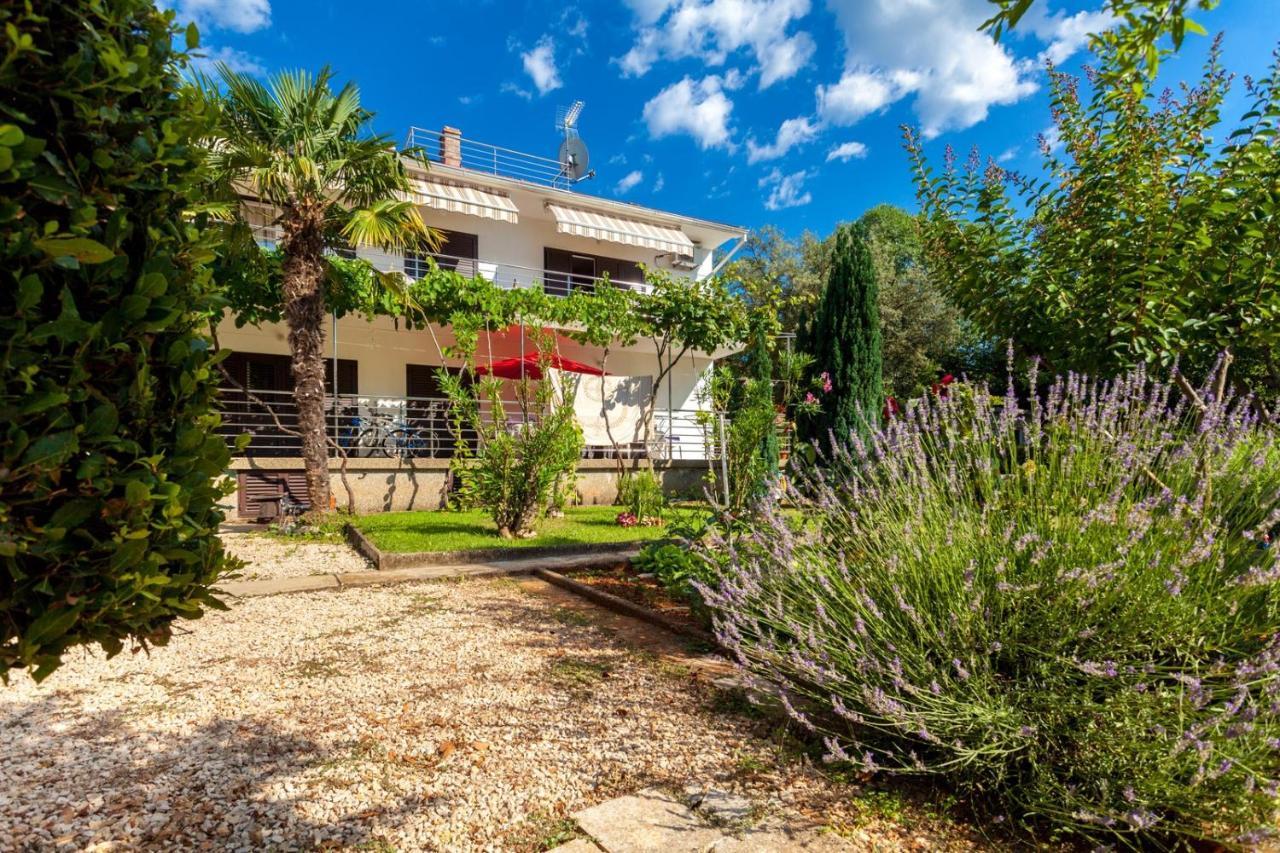 Apartment Maria Malinska Exterior photo